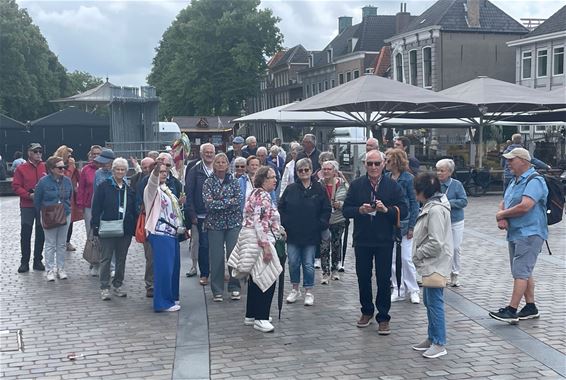 Okra Peer proeft sfeer én mosselen in Zierikzee