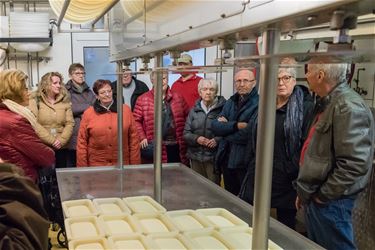 Okra Trefpunt Barrier bezoekt kaasmakerij - Lommel