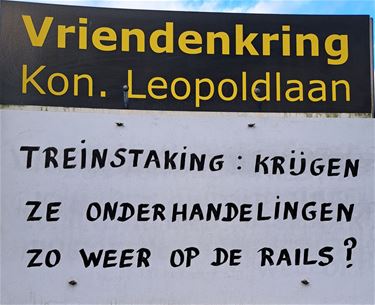 Ondertussen, op de Kon. Leopoldlaan... - Lommel