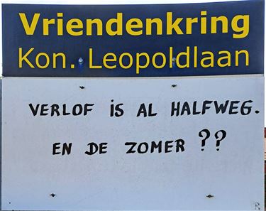 Ondertussen, op de Koning Leopoldlaan... - Lommel