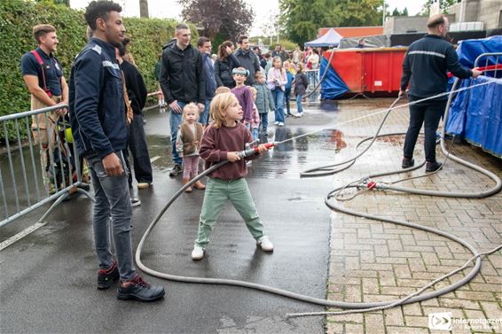 Opendeur bij brandweer én Rode Kruis Lommel - Lommel