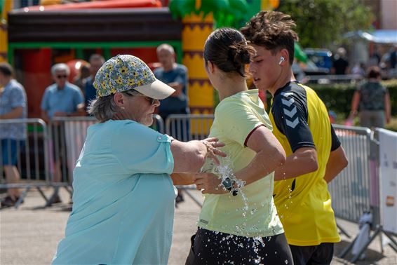 Opnieuw braderie en stratenloop in Eksel - Hechtel-Eksel