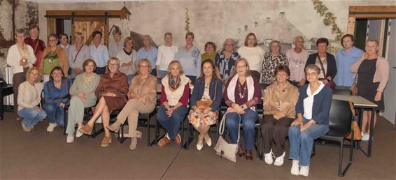 Oud-leerlingen Nonnenschool na 50 jaar herenigd - Lommel