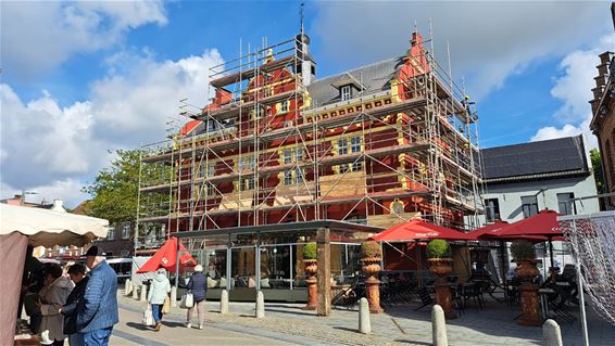Peer - Oud Stadhuis in een ‘historisch’ nieuw jasje