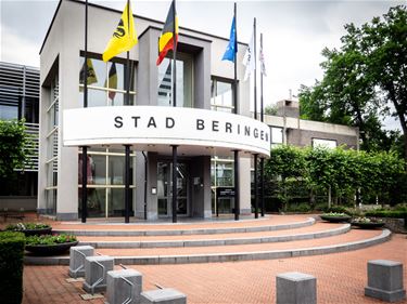 Oud stadhuis wordt vaccinatiecentrum - Beringen & Leopoldsburg
