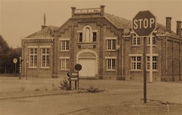 Oude foto's parochiezaal gezocht - Beringen