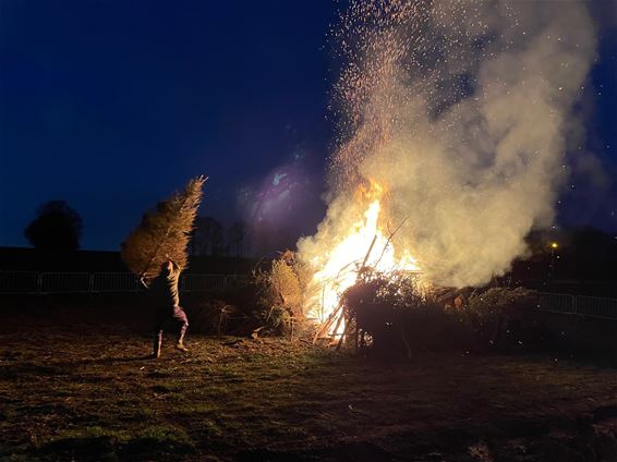 Beringen - Paal in vuur en vlam