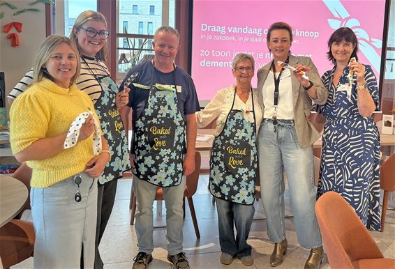 Peer - Peer tekent charter ‘dementievriendelijke stad’