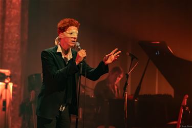 Pelt - Pelt eert David Bowie met intens concert