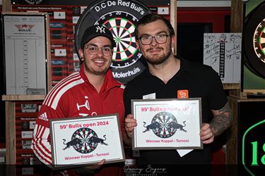 Peltenaren winnen darts-koppeltornooi - Hamont-Achel