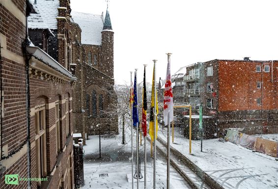 Peltse strooiploegen vechten tegen de bierkaai - Pelt