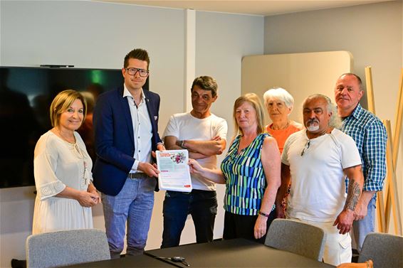 Petitie voor hogere mantelzorgpremie