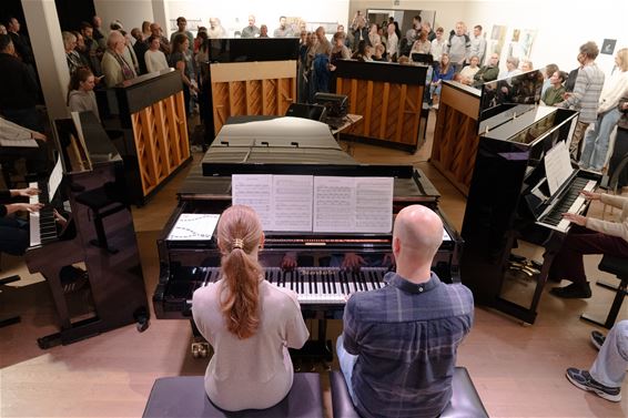 Pianoleerlingen brengen wereldpremière - Pelt