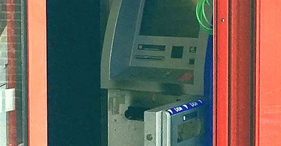 Plofkraak op geldautomaat bpost mislukt - Overpelt