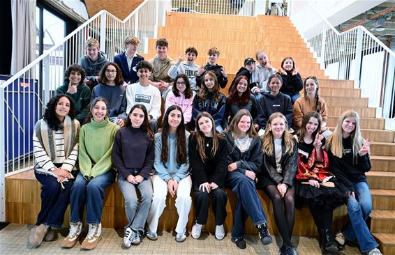 Portugese leerlingen te gast bij A-Maze - Beringen