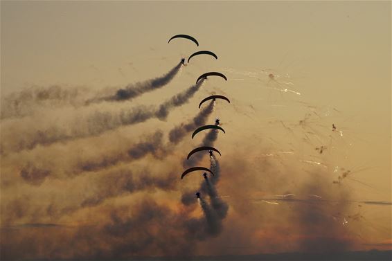 Prachtige sunset airshow