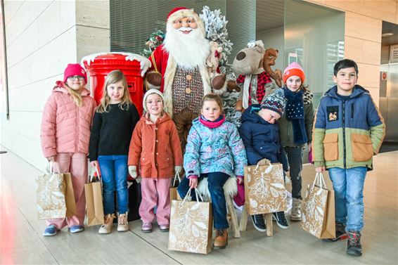 Prijsuitreiking kleurwedstrijd Kerst - Lommel