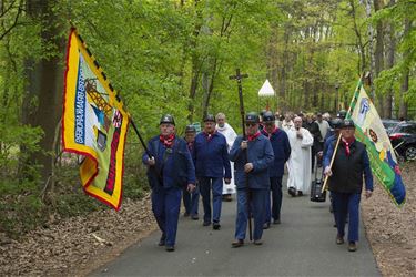 Processie op halfoogst - Beringen