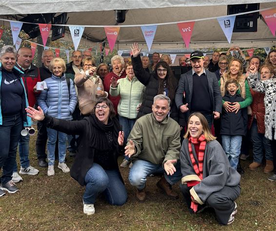 Radio 2 en De Romeo’s op bezoek in Beste Buurt