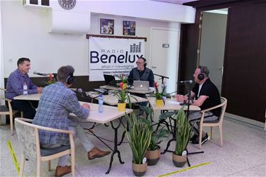 Radio Benelux wordt gekaapt! - Beringen