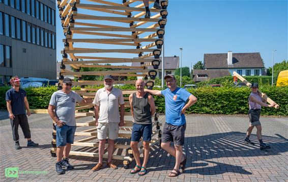 Residenten van Dommelhof testen nieuwe act - Pelt