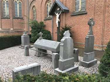 Restauratie historisch kerkhof Paal - Beringen