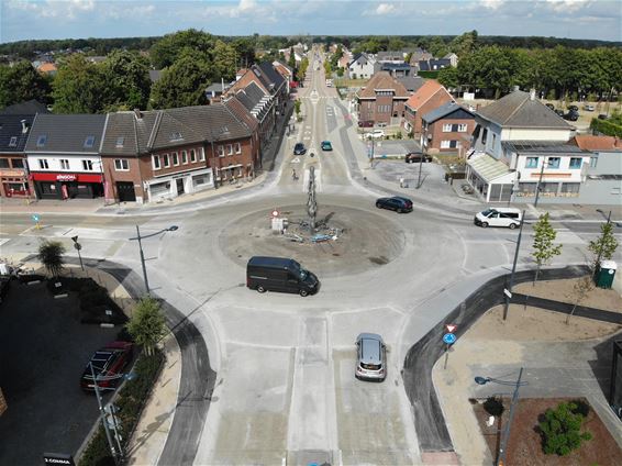 Rotonde in Hechtel weer open - Hechtel-Eksel