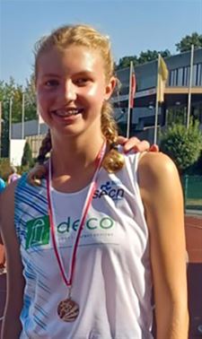 SACN blinkt uit op Limburgs kampioenschap polsstok - Pelt