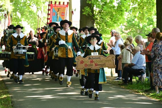 Schutterij Sint-Sebastiaan op Bondsschuttersfeest - Peer