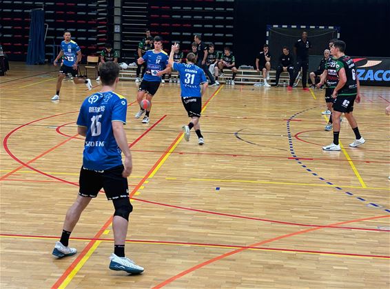 Sezoens Achilles Bocholt wint van Hubo Handbal - Bocholt