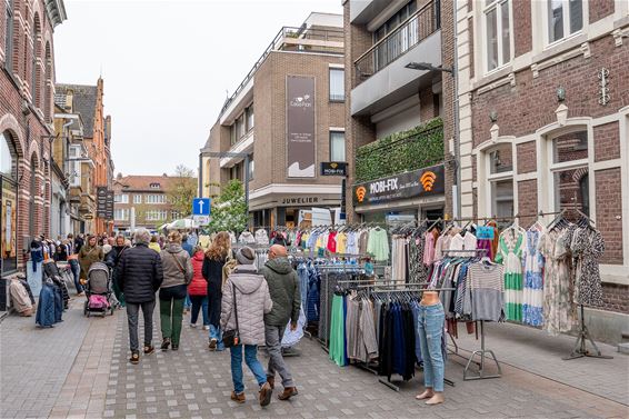 Shoppingweekend en festival in centrum Bree - Bree