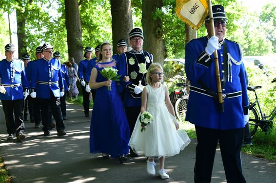Sint-Amandus Opglabbeek op Bondschuttersfeest - Oudsbergen