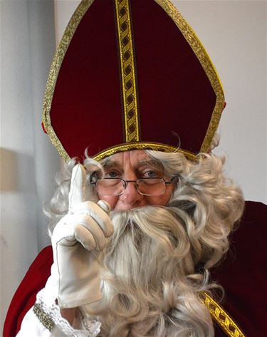 Sinterklaas brengt snoep en speelgoed - Beringen