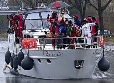 Sinterklaas komt aan in Passantenhaven