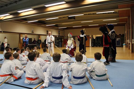 Sinterklaas was bij karateclub Zipangu - Neerpelt