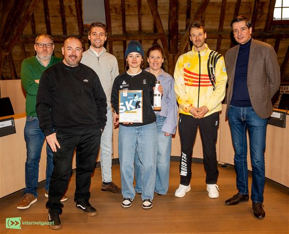 Sky Remans gehuldigd in Bree - Bree