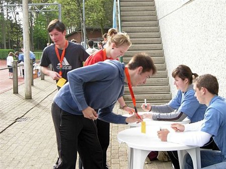 Sponsorloop voor KotK bij kon. atheneum - Lommel