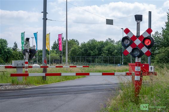 Spoorverkeer onderbroken, twee overwegen toe - Hamont-Achel & Pelt