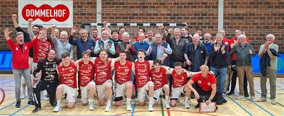Sporting legends zien Sporting Pelt winnen - Pelt