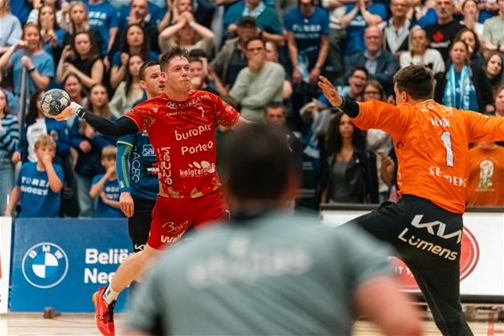 Sporting Pelt wint de landstitel (2) - Pelt