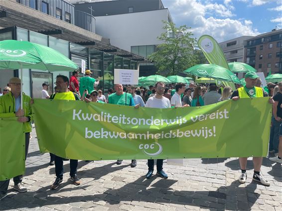 Staking onderwijsvakbonden - Beringen