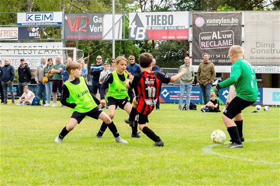 Succesrijke eerste editie Soccercup Lutlommel VV - Lommel