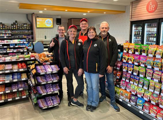 Oudsbergen - Tankstation Oudsbergen in een nieuw kleedje