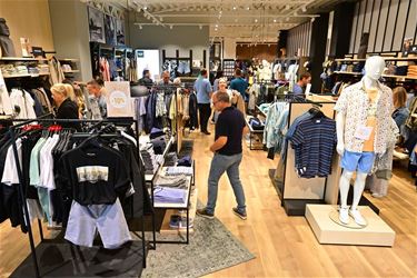 Terre Bleue in handen van The Fashion Store - Beringen