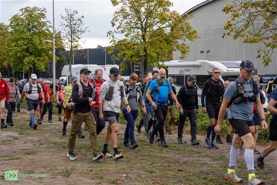 Lommel - Tim Kerkhofs als eerste over de streep na 100 km
