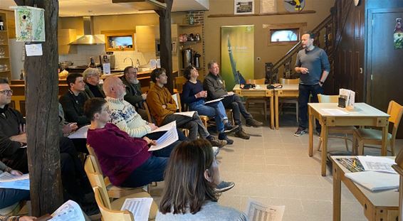 Bree - Toekomstige vogeltellers op pad in Mariahof