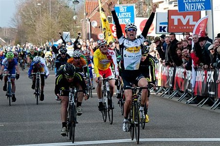 Tom Van Asbroeck wint Beverbeek Classic - Hamont-Achel