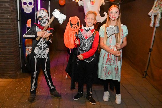 'Trick or treat' in de straten van Kolonie - Lommel