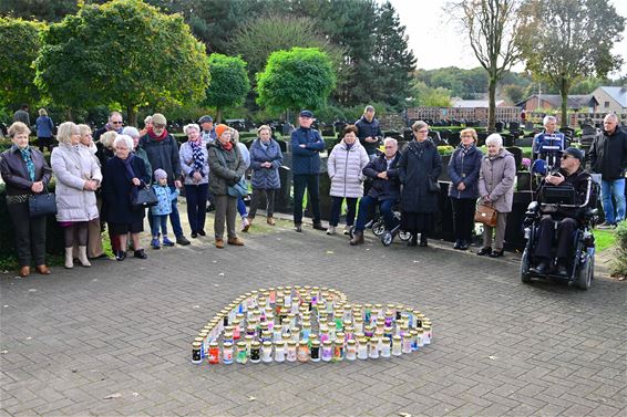 Troostconcerten en poëzie op het kerkhof - Beringen