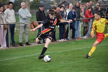 U15 Breugel-Herkol wint derby tegen Peer SV - Peer & Pelt